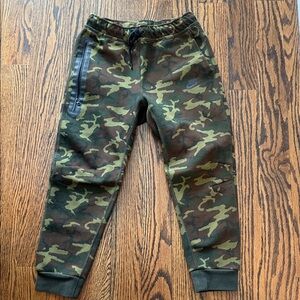 Nike Kids Camo Sweatpants - Green and Brown